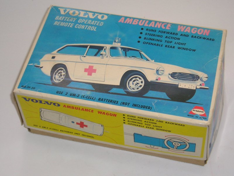 MAXICHAMPS 1/43 - VOLVO P 1800 ES - 1971 - Five Diecast